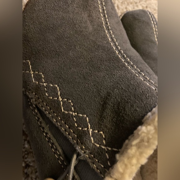 Earth Origins Gray Mules with Cream Lining NWOT - SZ 9W - Picture 8 of 8